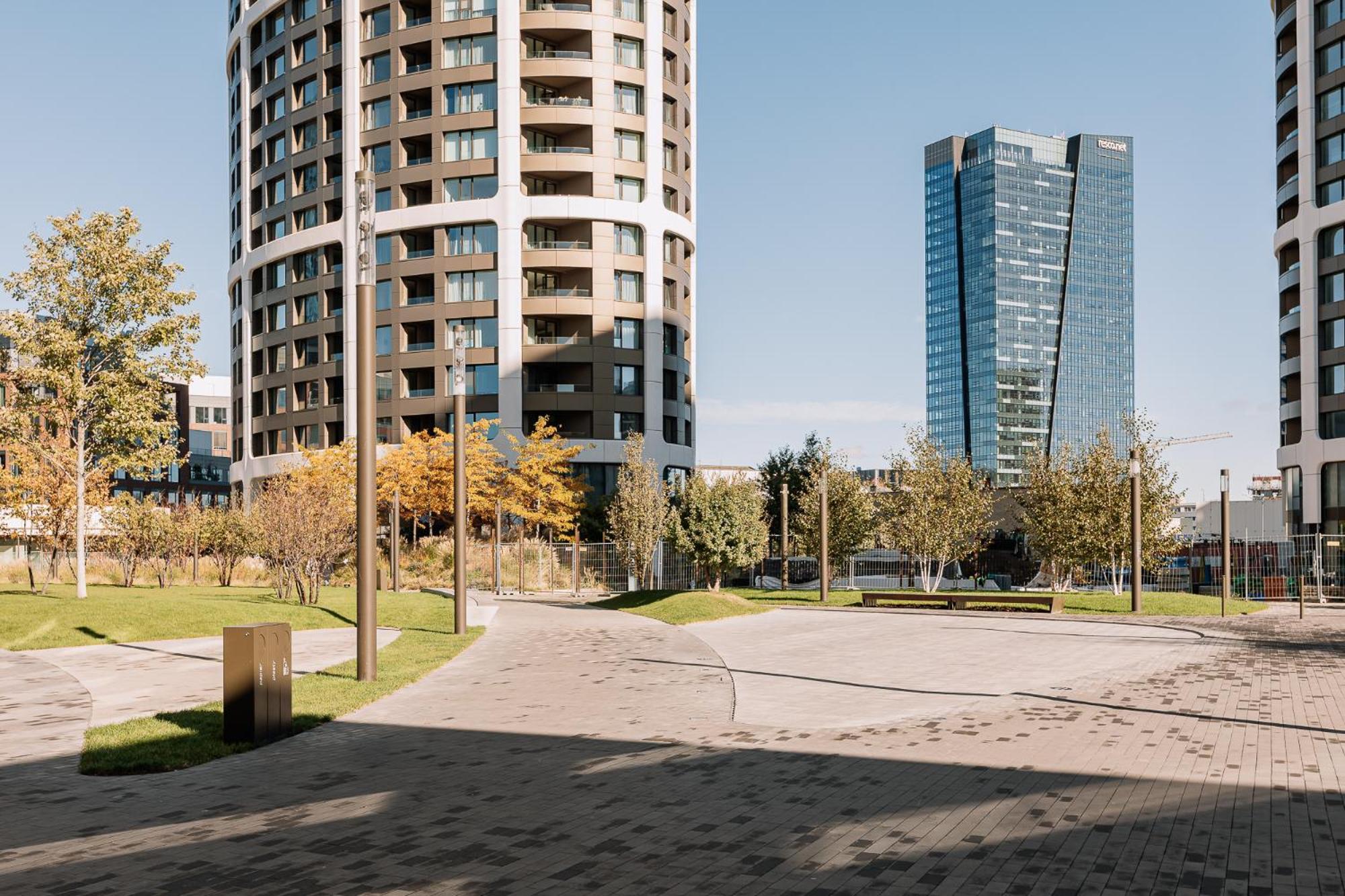 Skau Blue Residence In Sky Park 21 Floor 2 Tower Panoramic View Free Parking Bratislava Eksteriør billede